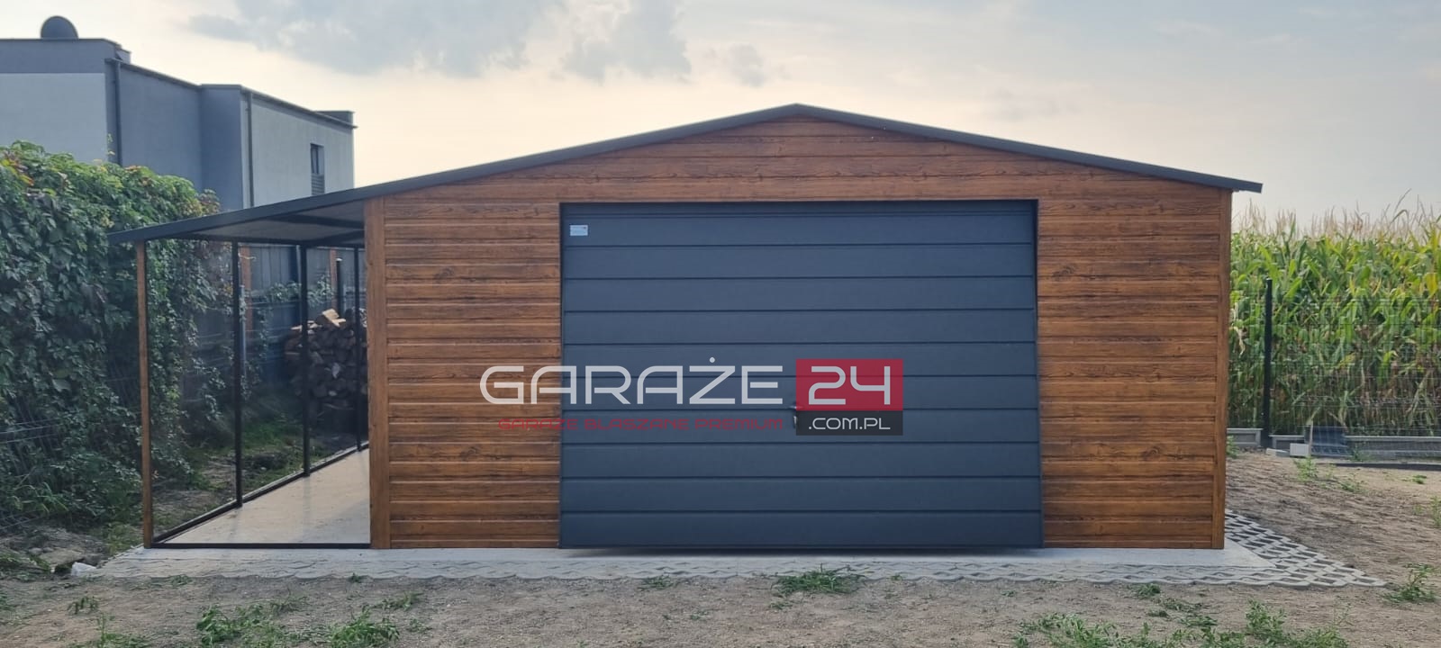 Garaż blaszany 6m szeroki (5m garaż + 1m wiata) 5,80m długi, do 35m2 , brama uchylna, wzmocniony profilem zamkniętym ocynkowanym, montaż GRATIS
