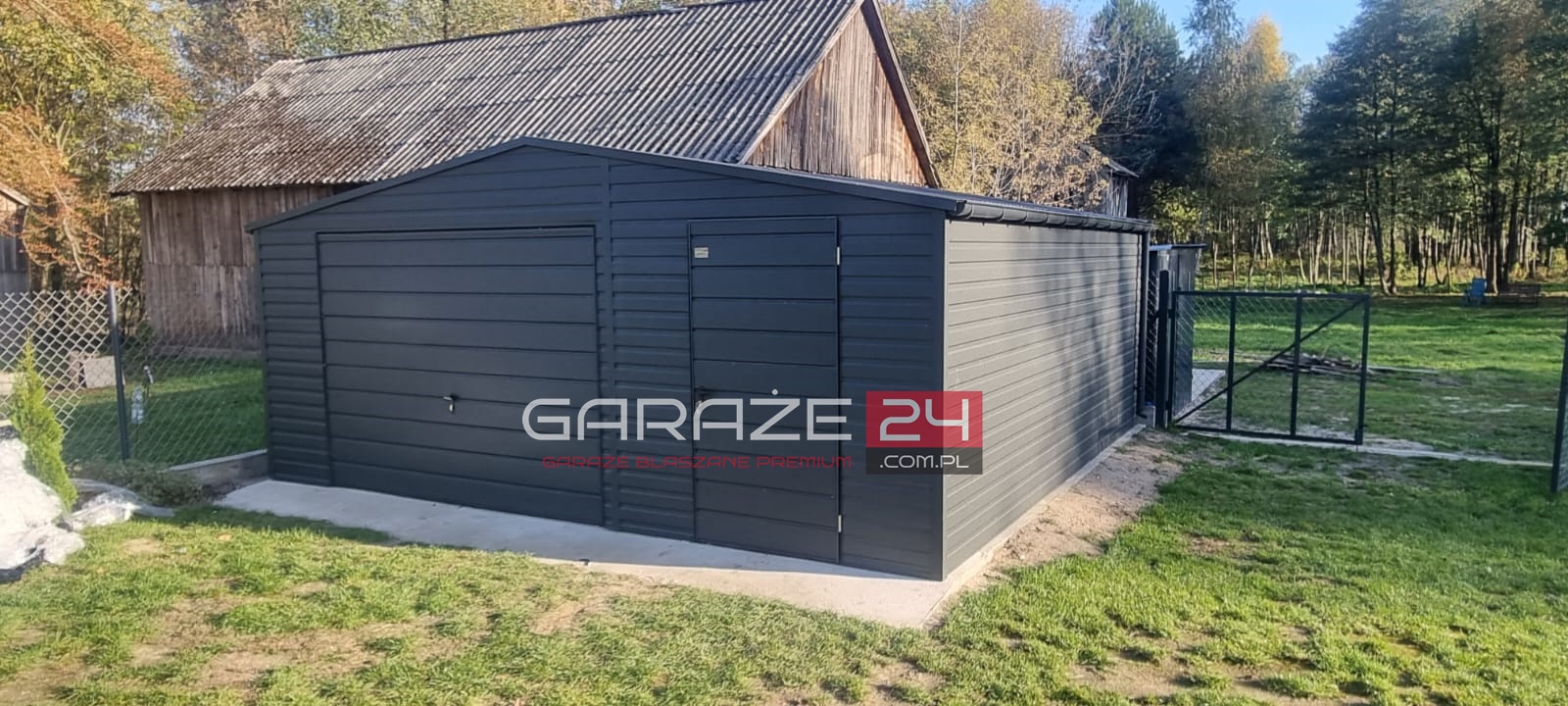 Garaż blaszany na zgłoszenie PREMIUM 5,5x6m grafit mat, brama uchylna + drzwi, wzmocniony profilem zamkniętym ocynkowanym