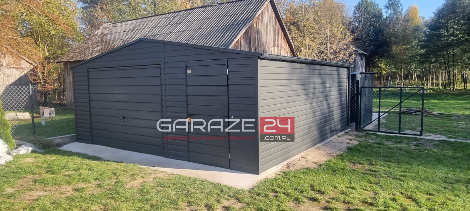Garaż blaszany na zgłoszenie PREMIUM 5,5x6m grafit mat, brama uchylna + drzwi, wzmocniony profilem zamkniętym ocynkowanym